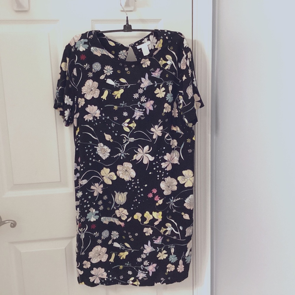 H&M Black w/Pink Floral Print Dress. Size 12
